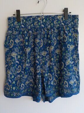 Max Studio Shorts - X-Large - Boho Paisley Pockets  - Blue/Green/White (827)